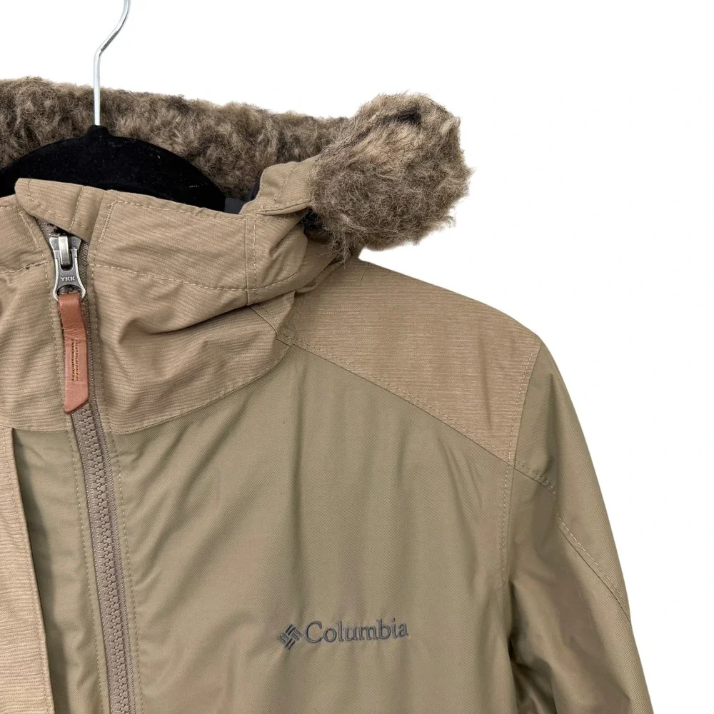 Columbia Omni-Tech Women's Tan Faux Fur Hooded Waterproof Ski Snow Jacket Size S